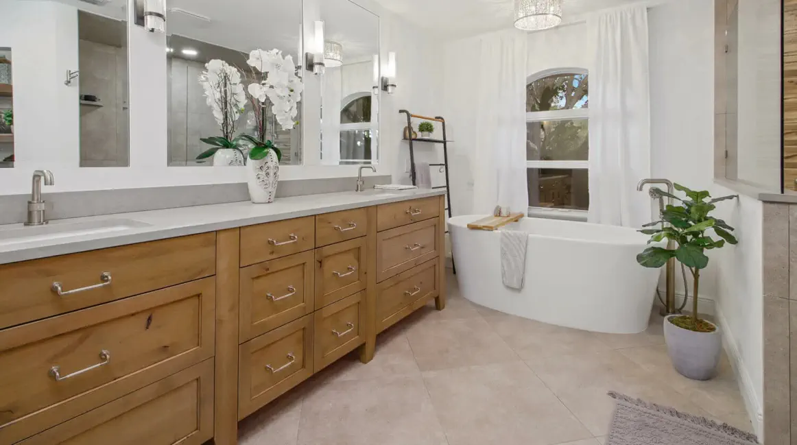 bathroom with large vanity near Rhinelander wi
